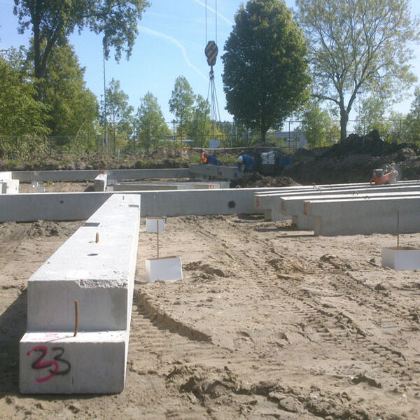 fundering wordt gelegd